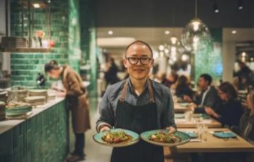 00后烹飪天才陳小東:從醒獅酥到玉兔報喜的新中式美食探索者