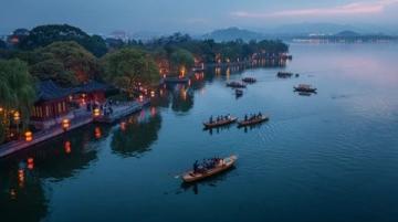 探尋廣東小桂林:清遠(yuǎn)桃花湖治愈心靈之旅記