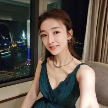 車曉在北京別墅低調慶生，簡約生活方式獲贊離婚后生活幸福滋潤