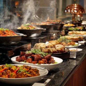 南京新街口凱賓斯基自助餐攻略：百元美食之旅！