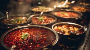 內蒙古美食口福之旅：以草原牛羊肉和奶制品為特色