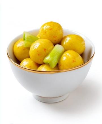 陜西關(guān)中：暑日趣食“攪團(tuán)