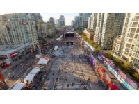 南寧五象新區(qū)地攤經濟火爆，寫字樓熱度不及網紅夜市