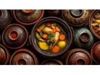 呼倫貝爾的美食文化大觀世,匯聚了蒙、俄等多民族的風(fēng)味與口感.