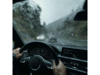 雨天安全行駛指南：降低車速、控好距離、亮尾燈