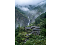 湘西芙蓉鎮(zhèn)：瀑布之巔的古韻魅力夜游體驗(yàn)