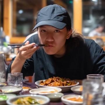 舌尖上的探索：我的美食日記里的難忘體驗
