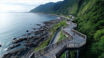 廣東省陽(yáng)江市的濱海旅游線路，都集中建好、寬闊、美觀地分布在三處地方！