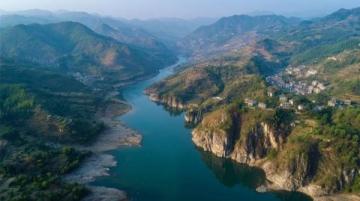 探索武夷山水景區：仙境奇景與茶文化之旅