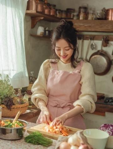 90后“做飯阿姨”月入過萬：新興家政行業迎來發展新機遇