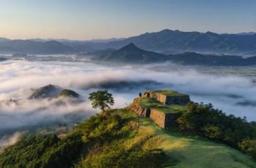 舟山是個極具魅力的旅游勝地，一日游或者兩日游皆適宜