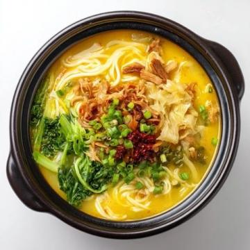 保定蘇坨面粉自制手搟炸醬面,五花肉香其醬,豐衣足食家庭美食
