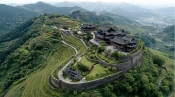 雙江，中國多元民族文化瑰寶地，探秘冰島茶與傣族風情