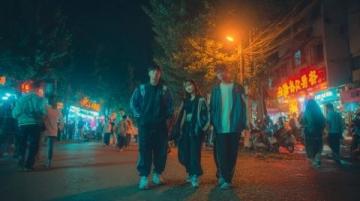 濟寧古槐夜市我在頭條曬家鄉濟寧古槐夜市燈火闌珊處的煙火人間