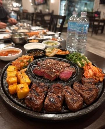 沈陽西塔朝鮮族美食推薦:烤肉、海鮮餅一應(yīng)俱全