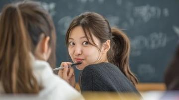 高考命題四階段演變:從知識立意到素養導向
