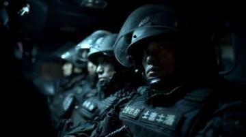 浙江海鹽:女子訂外賣迎來全副武裝特警送達(dá)
