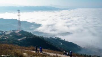 5月10-11老君山兩日游，與友同游，早7:30襄陽體育場集合