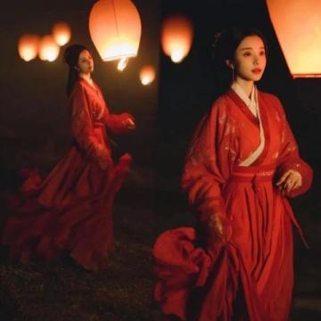 廣西女歌唱家唱響海外,八桂民歌傳遍世界