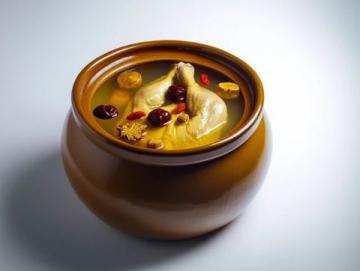 龍鳳湯：傳統(tǒng)美食里的滋補(bǔ)佳品