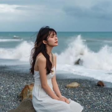 在三亞西島靜享海的溫柔與寧?kù)o時(shí)光