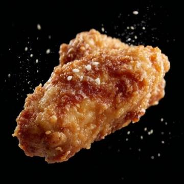 香酥炸雞翅外酥里嫩,一口咬下滿滿的幸福感!