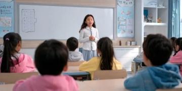 幼兒園周邊交通安全宣傳：共建安全屏障守護幼兒成長
