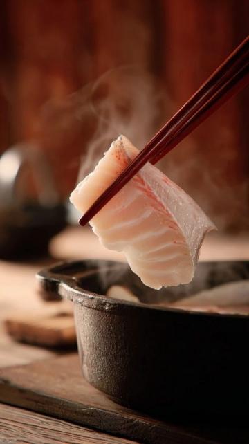 揚州鰣魚:保留鱗甲的清蒸美味哲學