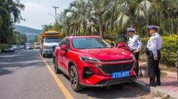 表弟勸我不要迷信合資和新能源車，我用8萬元買了長安逸動而不是13萬元的卡羅拉混動