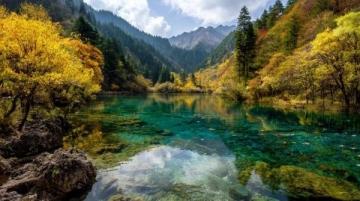 10月中國最美秋景推薦:稻城亞丁、喀納斯等地不容錯過