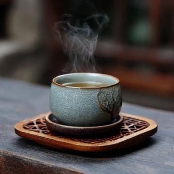 高端茶葉和瓷杯背后的秘密：真實生活和財務狀況