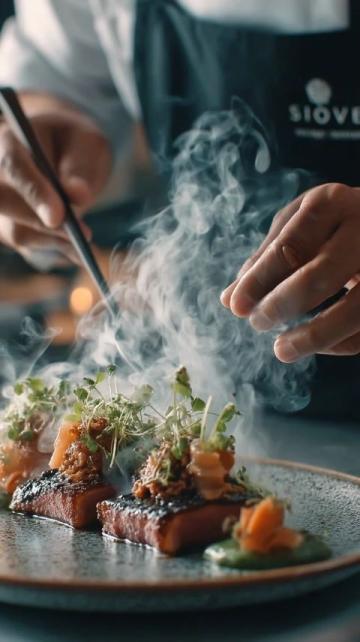 揭秘美味秘訣:提升烹飪與品鑒藝術,讓你的美食體驗升級