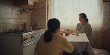 阿秋的溫馨晚餐:邱曉輝筆下的永遇樂風(fēng)情