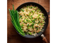 夏日必備清爽美食：簡單幾步做出美味蔥油手撕雞
