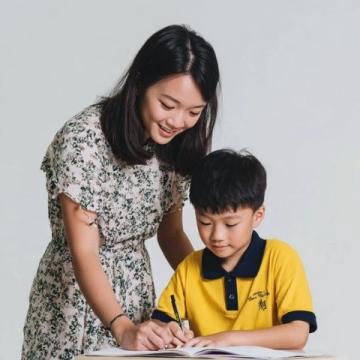 中考英語是許多學生關注的焦點，掌握核心知識點和應試技巧對提高成績至關重要