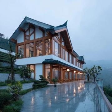 春日茶話會推窗而至的風景，住進麗江金茂凱悅甄選酒店，看不夠玉龍雪山的景色
