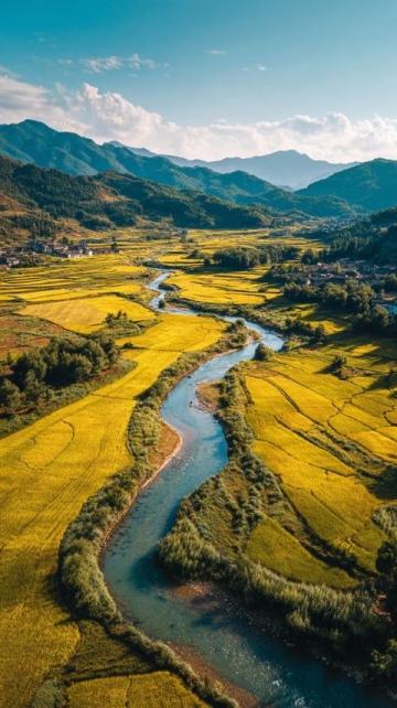 云南旅游攻略云南是中國旅游資源最豐富的省份之一，融合了雪山峽谷、高原湖泊