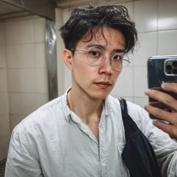 張曉磊熱文淚點滿滿，引發網友熱烈討論