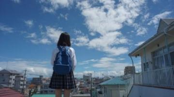 女大學生放假回家一日生活實錄:平凡中的小確幸與美食傳承