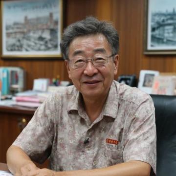 河南農民工大叔走紅：參加陳行甲讀書會火爆一時