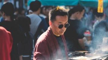 欽州早市的煙火與美味:豬腳粉、五色糯米飯的誘人邂逅