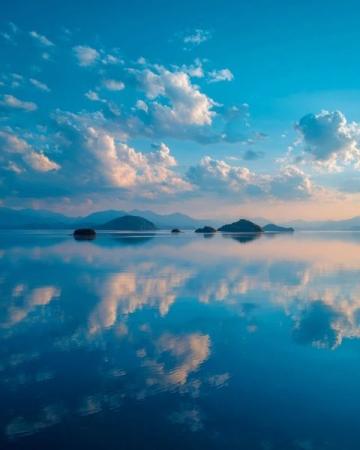 福建平潭島:必看日出日落美景,邂逅浪漫藍(lán)色風(fēng)車海洋