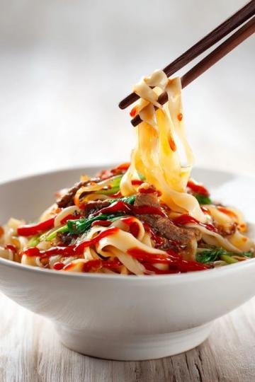 山藥健脾養胃，做成剪刀面，孩子們都喜歡吃,分享養胃美食娃最愛吃的主食