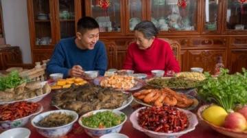 權哥帶美籍華人朋友嘗遍鄭州美食，粵菜館體驗如何？
