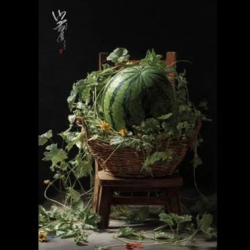 自制無限極美味:冰糖葫蘆的甜蜜藝術(shù)與創(chuàng)意水果拼搭