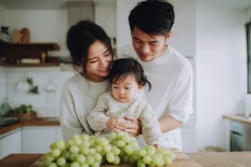 一到四歲育兒指南：飲食運動語言發展全攻略