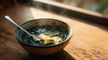 美食搬運工"胡辣湯，帶你品嘗地道河南味兒！