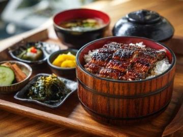 探訪日本鰻魚之神金本兼次郎:極致料理藝術與美味傳奇