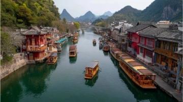 長沙網紅美食天堂：探訪世外桃源般的湘江邊·老漁村
