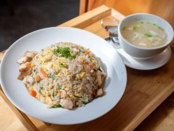 三張信用卡解鎖五折美食：享受優(yōu)惠解鎖干飯自由